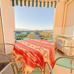 Appartement F2 A Frejus Avec Terrasse Et Parking