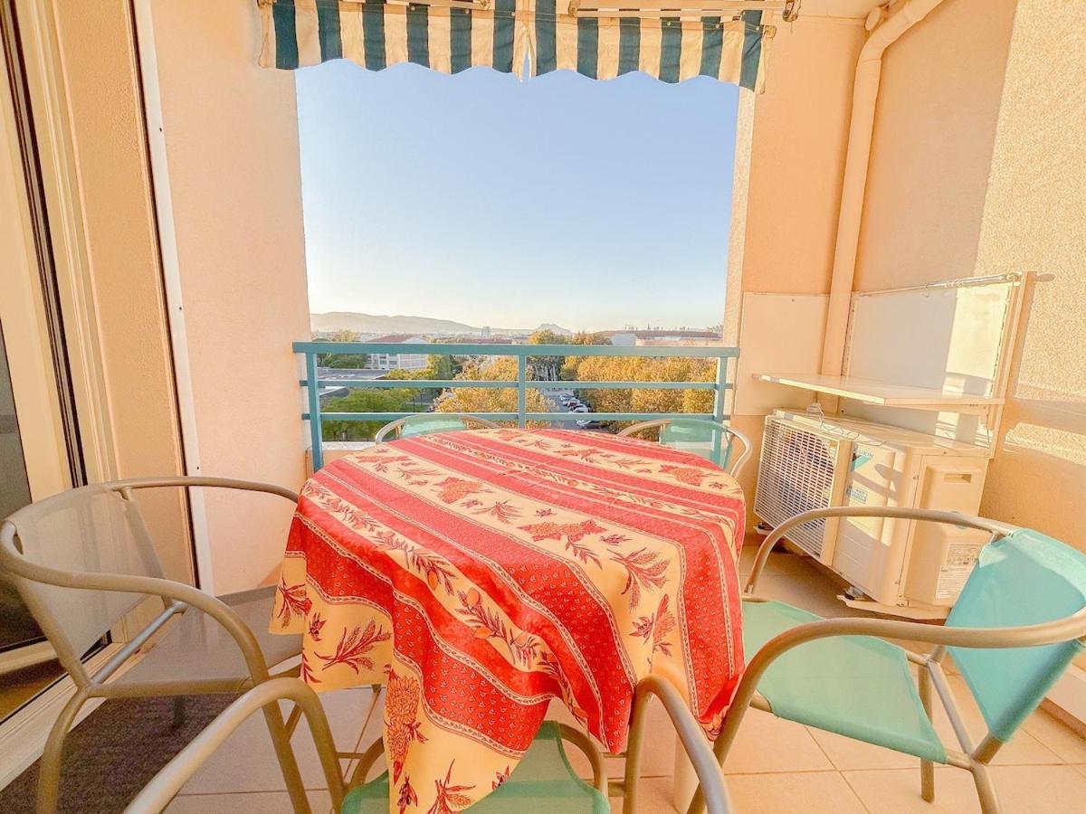 Appartement F2 A Avec Terrasse Et Parking